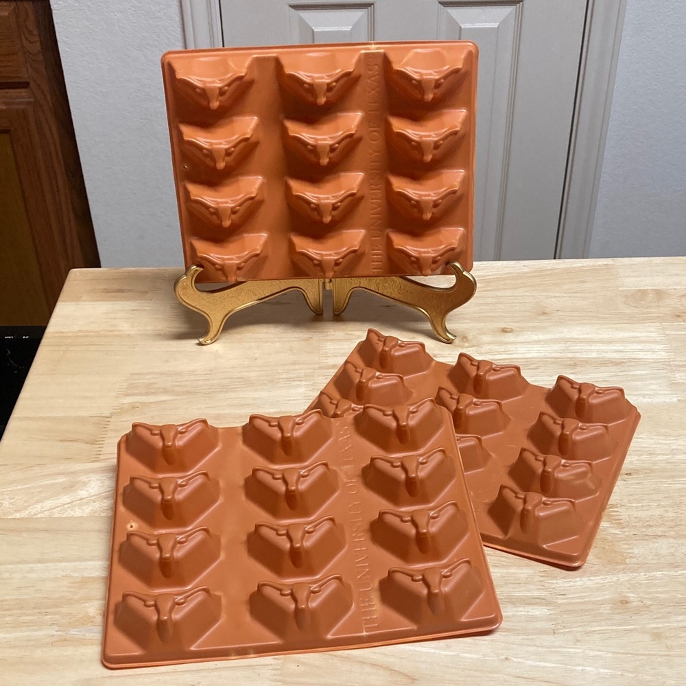 Jell-o Jigglers Mold Trays University of Texas Longhorns Bevo Set of 3 HOOK ‘EM